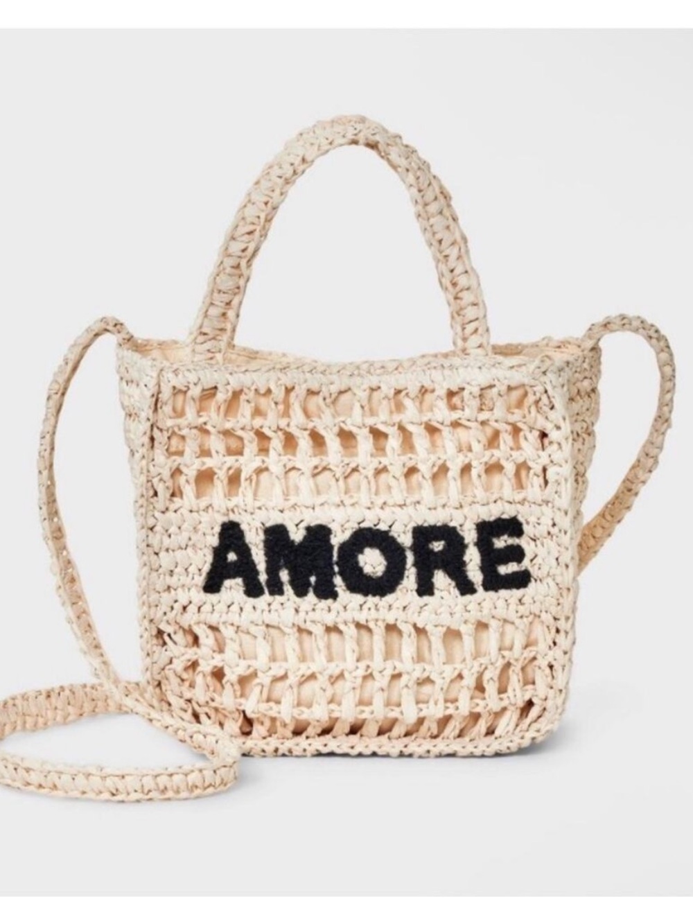 Top Handle Crochet Tote
Handbag - Universal Thread
Off-White - Amore new 🆕